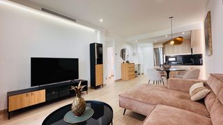 Miete Appartement in Calle ecuador 5. Espectacular apartamento a estrenar con solárium de 75 m2 en sun