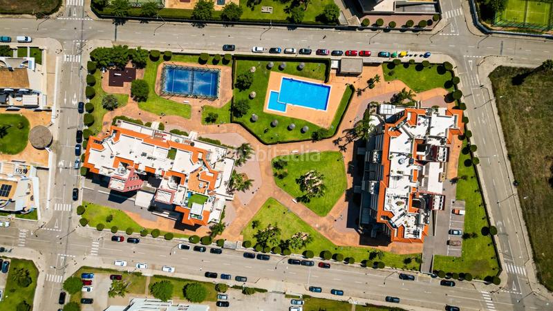 Foto 690594cc-27de-4927-aff2-550c5fca20b0. Attico con parcheggio piscina in Verger (el)