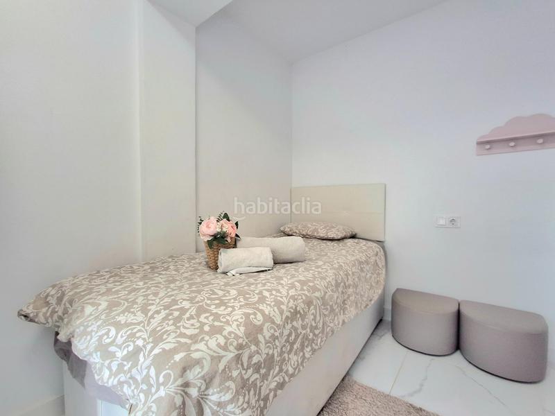 Foto ac241f55-491a-480a-a13d-9098e5285f73. Alquiler apartamento piso reformado céntrico al lado del mar en Torrevieja