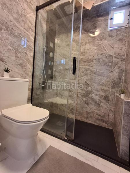 Foto dca4318b-69b4-46be-b565-a3915a7f4dd5. Alquiler apartamento piso reformado céntrico al lado del mar en Torrevieja