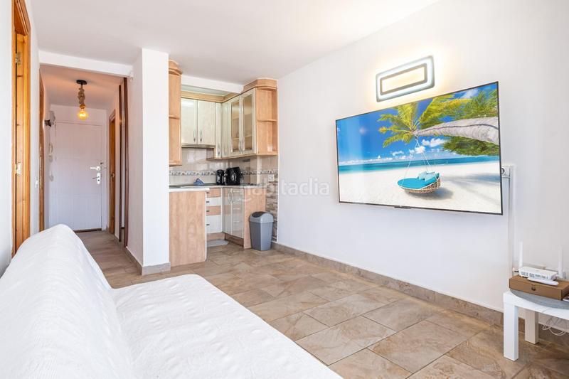 Foto 1e490fe4-aef2-4f6c-86f0-1da3224d62e1. Alquiler apartamento acogedor piso de dos dormitorios con amaneceres de ensueño en Benidorm