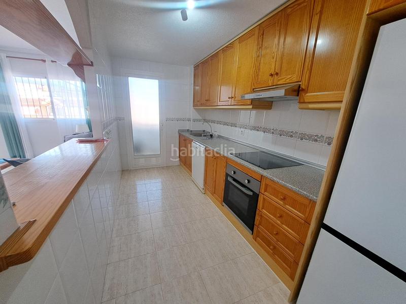 Foto 0f5467f1-d17b-4026-8565-b72c9c361c14. Lloguer apartament amb aparcament piscina a Novamar - Mediterráneo Santa Pola