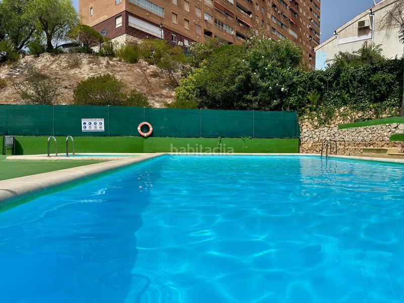 Foto a15f650e-073d-4fd9-b5fb-f2eee94fb9ac. Lloguer apartament a calle asturias 18 a Playa Poniente Benidorm
