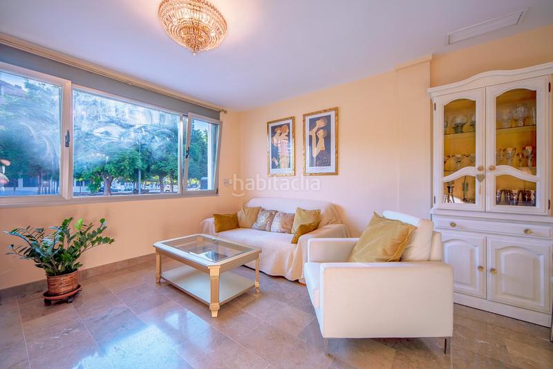 Foto 26f1228e-6a77-4f1d-8aed-dc9e7773aae8. Casa a schiera con parcheggio in Garbinet - Parque de las Avenidas Alicante