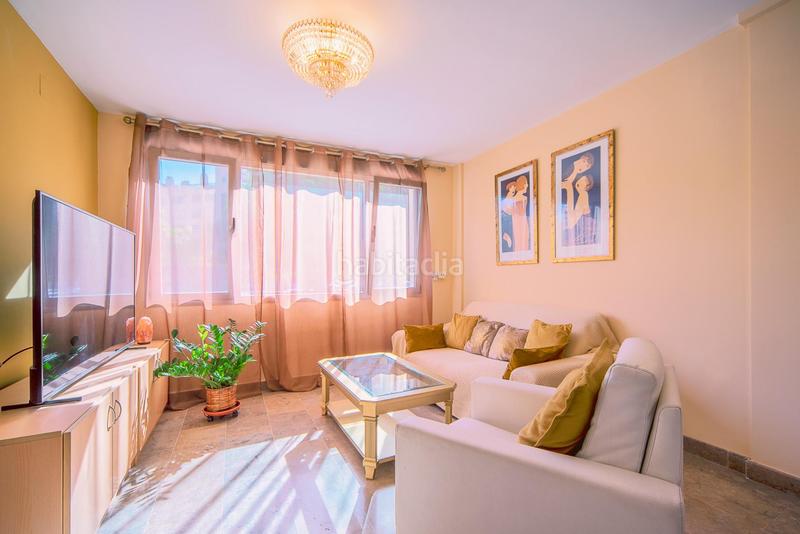 Foto 5ad147b1-9786-43a5-a08c-176e5ff167ff. Casa a schiera con parcheggio in Garbinet - Parque de las Avenidas Alicante