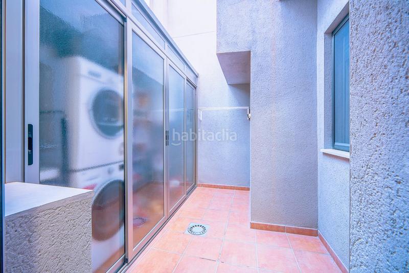 Foto 74d3e29d-b87b-444f-9c40-48d47130fcf1. Casa a schiera con parcheggio in Garbinet - Parque de las Avenidas Alicante