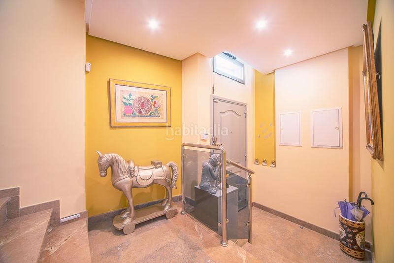 Foto 95ea1605-b61f-4e2d-8f36-45520dfc277a. Casa a schiera con parcheggio in Garbinet - Parque de las Avenidas Alicante