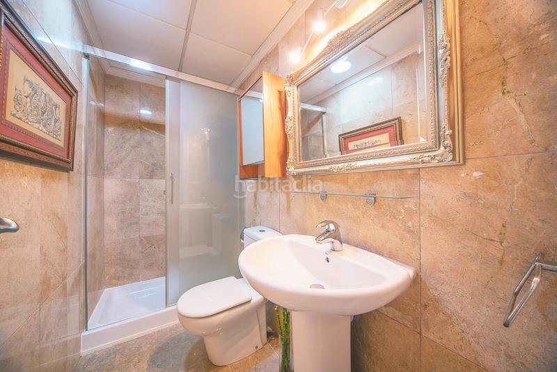 Foto a58ad825-5f31-4d52-83ac-94c67b69e2b8. Casa a schiera con parcheggio in Garbinet - Parque de las Avenidas Alicante