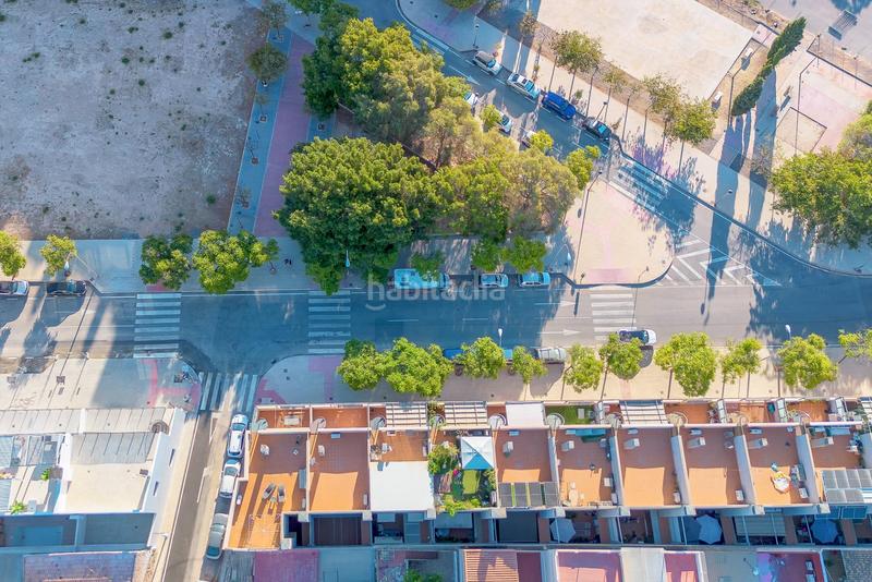 Foto a724c46e-11e9-4bdf-9fd0-b4397e859919. Casa a schiera con parcheggio in Garbinet - Parque de las Avenidas Alicante