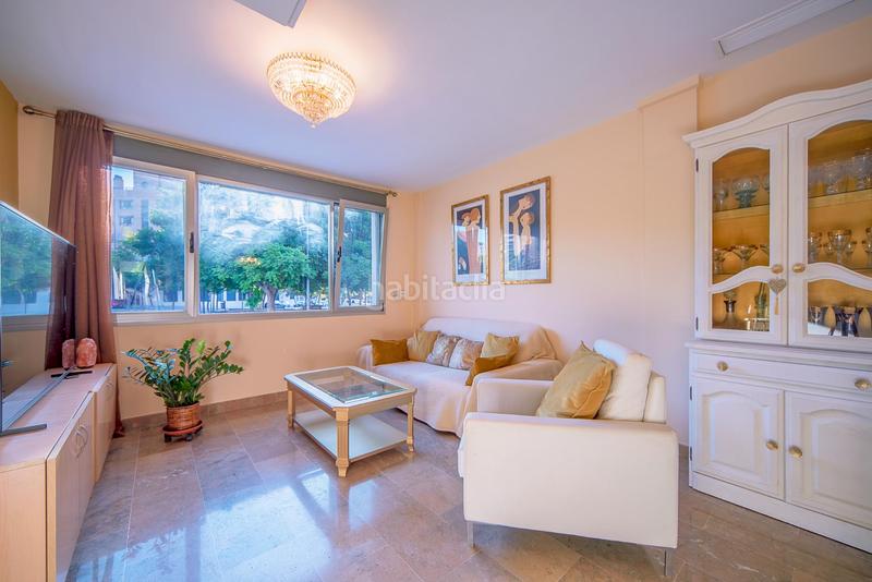 Foto dd2fa48a-699f-4030-9ee9-d9eebcb402eb. Casa a schiera con parcheggio in Garbinet - Parque de las Avenidas Alicante