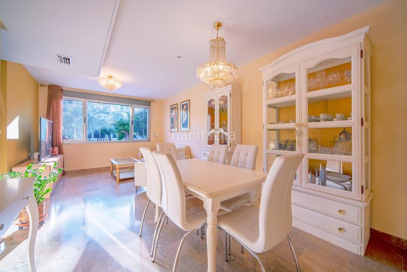 Foto e749f0f2-e6cf-49ee-b39c-0721eb6cbe97. Casa a schiera con parcheggio in Garbinet - Parque de las Avenidas Alicante