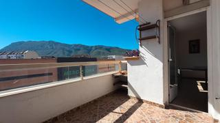 Appartement  Calle patricio ferrandiz. Piso en dénia con 3 habitaciones y vistas, ideal para vivir o in