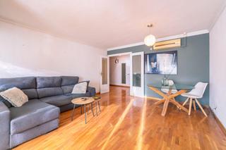 Pis  Calle juan ortega. Gran piso en san blas  perfecto para familias o inversores