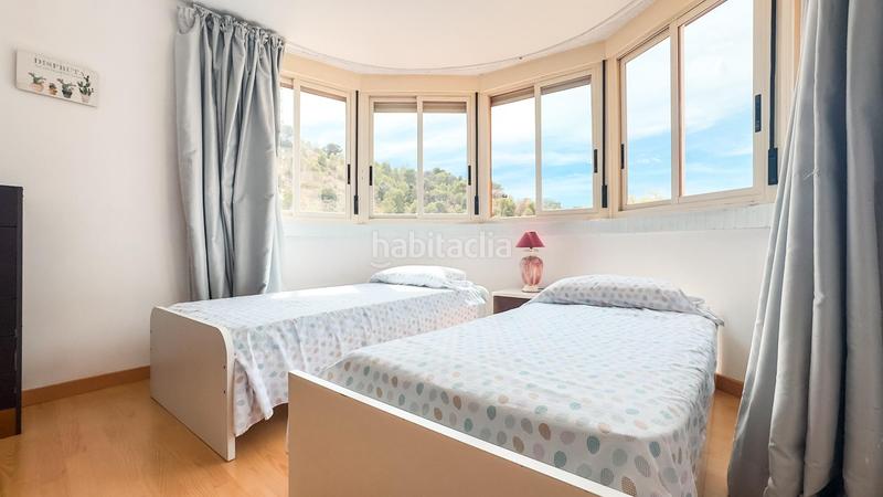 Foto ef6f55c0-6e80-4a3d-9c04-569e2090574c. Pis amb calefacció aparcament piscina a Rincón Alto Benidorm