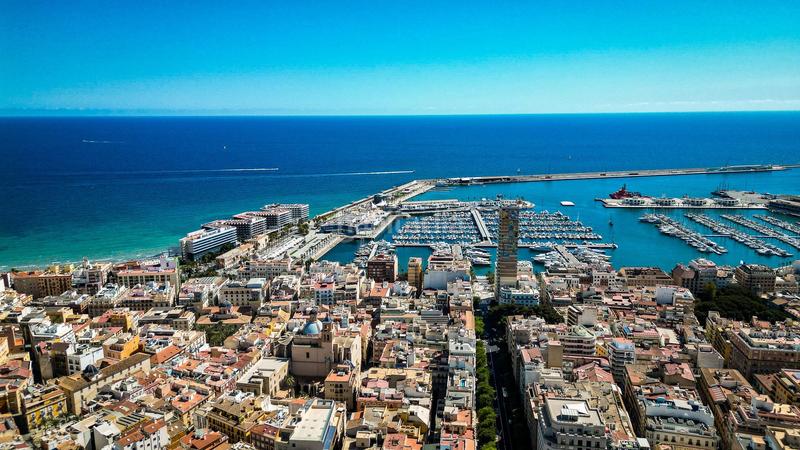 Foto e6b1d46b-dee1-48d0-9123-e68742cbfa25. Appartement dans Barrio del Centro Alicante