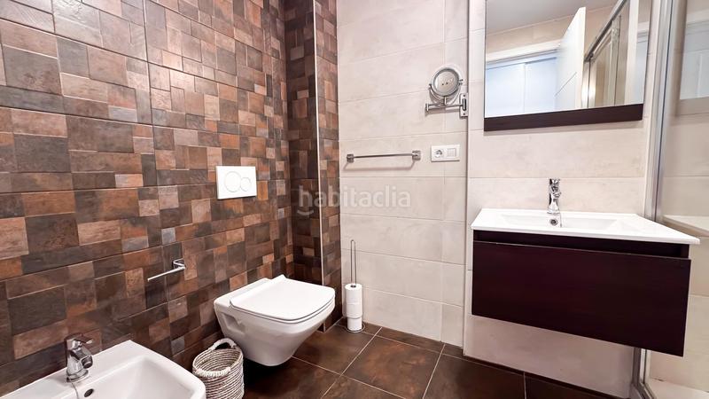 Foto 0355da50-3f58-4f5c-86a9-022ac2f06007. Alquiler apartamento  en alquiler anual con piscina y seguridad a 200 metros de la playa del arenal jávea en Xàbia