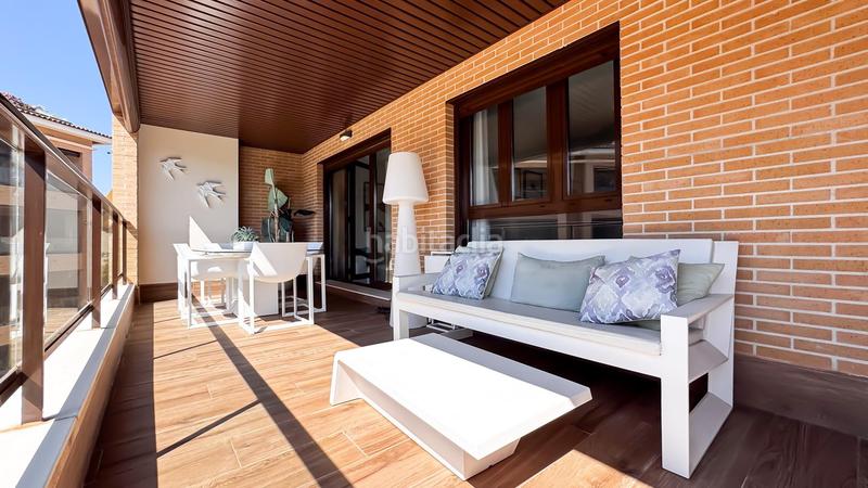 Foto 6198801c-cdbc-4d1e-a2ad-06683487eab2. Alquiler apartamento  en alquiler anual con piscina y seguridad a 200 metros de la playa del arenal jávea en Xàbia