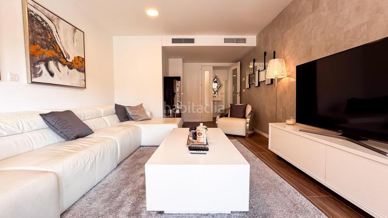 Foto 9459254d-2b0d-432d-a0af-fc74e72921ba. Alquiler apartamento  en alquiler anual con piscina y seguridad a 200 metros de la playa del arenal jávea en Xàbia