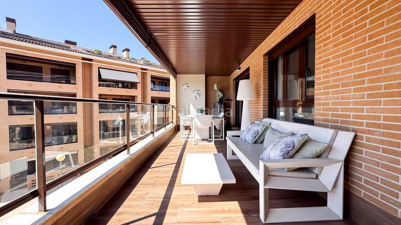 Foto c00968c9-0475-4a98-b0cb-be12f674a990. Alquiler apartamento  en alquiler anual con piscina y seguridad a 200 metros de la playa del arenal jávea en Xàbia
