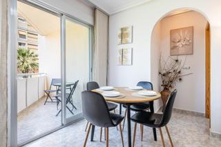Lloguer Apartament a Las Viñas. Cómodo apartamento a un paso del mar  alquiler de 12 meses