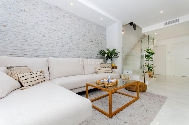 Foto 5291ab7c-4d67-4f70-9d28-3cdb49173bc5. Chalet with parking in Desamparados - Hurchillo - Torremendo Orihuela