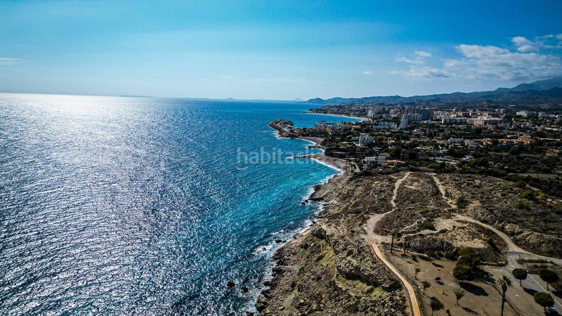 Foto b15e4e71-ea1a-49b9-8c4f-cefc0a1b9be1. Pis amb aparcament piscina a Platja de Torres Vila Joiosa (la)