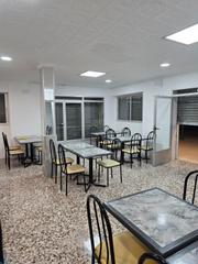 Business premise in Juzgados - Plaza de Toros. Barcafetería completamente reformado en benidorm en venta o alqu
