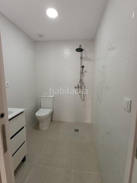 Foto 3ada6e5d-3255-4f37-b2f2-6ba73e037f52. Local comercial a Escandinavia-Cautivador Alfàs del Pi (l´)