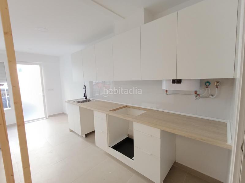 Foto d4570bdb-c96f-476e-9688-6487b66aa1aa. Local comercial a Escandinavia-Cautivador Alfàs del Pi (l´)