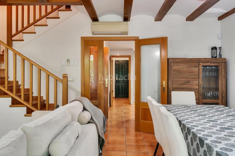 Foto 9725a6d0-03c4-4aff-b8f9-ed218d2d0aa8. Casa adossada amb calefacció aparcament piscina a Xàbia