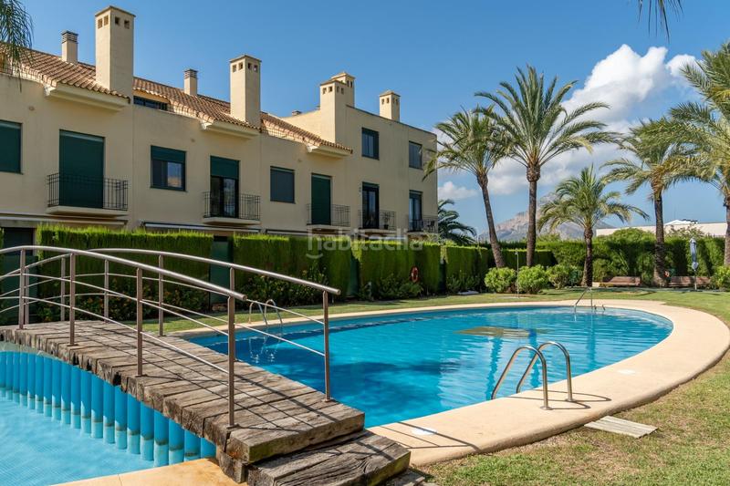 Foto e5d3669f-5c63-4f90-8a1f-92fb5d3d6b07. Casa adossada amb calefacció aparcament piscina a Xàbia