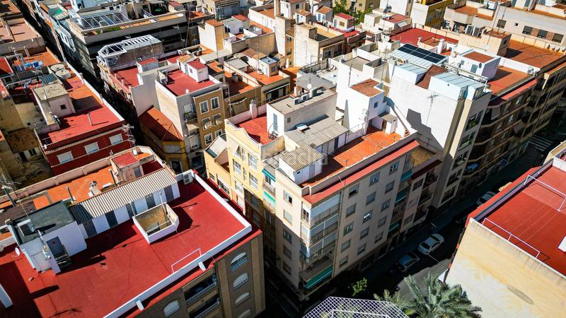 Foto df05db81-6bda-429c-878e-77150266a55a. Pis a Reina Victoria - Miguel Hernández Elche / Elx