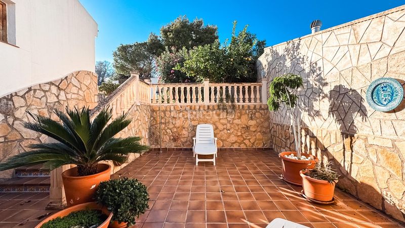 Foto d087ee84-a5e2-4007-b120-844764102afb. Casa amb aparcament a La Nucia Pueblo Nucia (la)