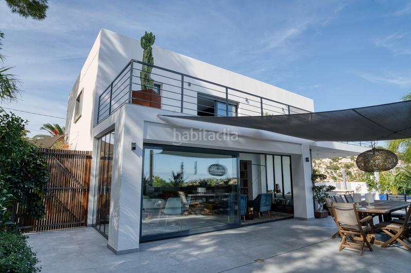 Foto c3219cab-ad62-461f-89ac-0b53c3665616. Chalet in calle roget el 6 in Cala Advocat-Baladrar Benissa