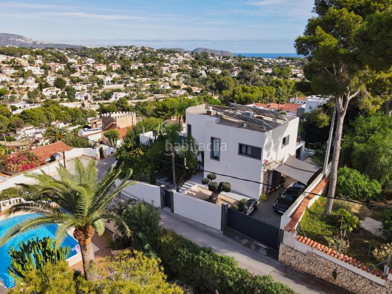 Foto e378c143-a939-464e-8d01-bece732763a6. Chalet in calle roget el 6 in Cala Advocat-Baladrar Benissa