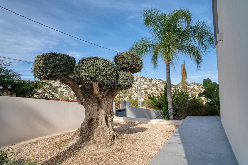 Foto e9c40798-c91b-4d9c-aaa1-9966f11bca8a. Chalet in calle roget el 6 in Cala Advocat-Baladrar Benissa