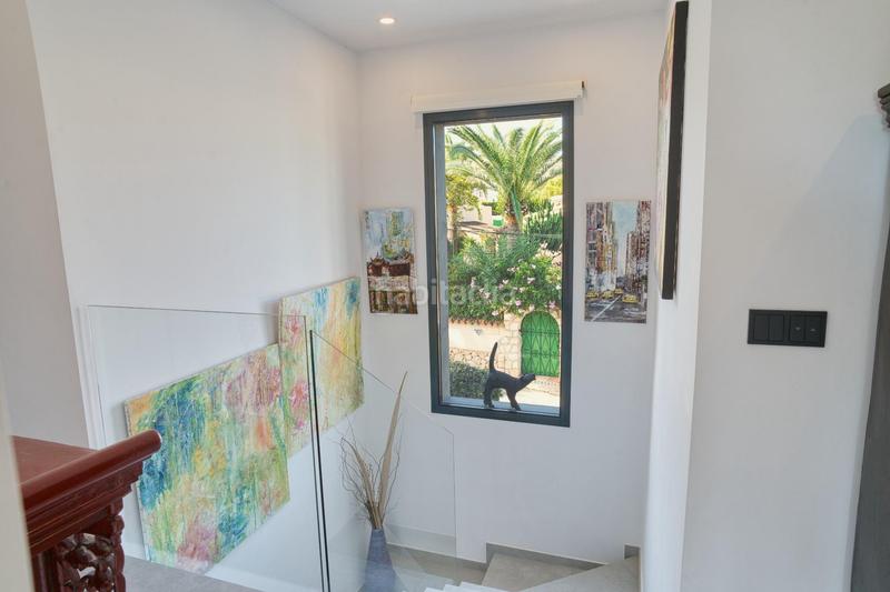 Foto eebfbfec-8b33-4992-8982-f78456c4e831. Chalet in calle roget el 6 in Cala Advocat-Baladrar Benissa