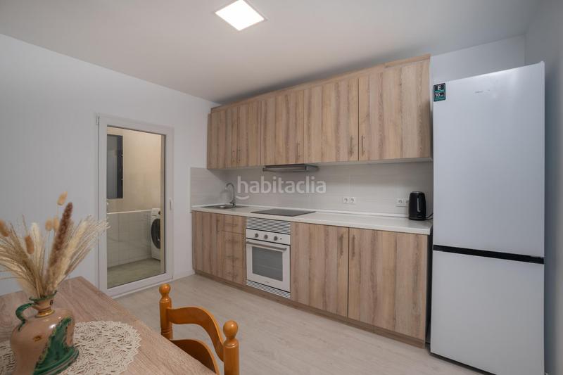 Foto 00bf9f08-92ba-4be7-8704-c3c19f69f986. Pis a Campello Playa Campello (el)