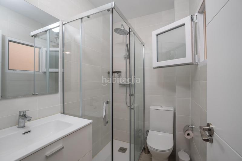 Foto 4b9fde7e-6048-4790-b868-50d9f07722bc. Pis a Campello Playa Campello (el)