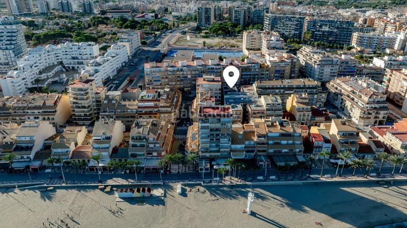 Foto 68940091-9f39-4b7f-b844-1e4e79b7b6b3. Pis a Campello Playa Campello (el)