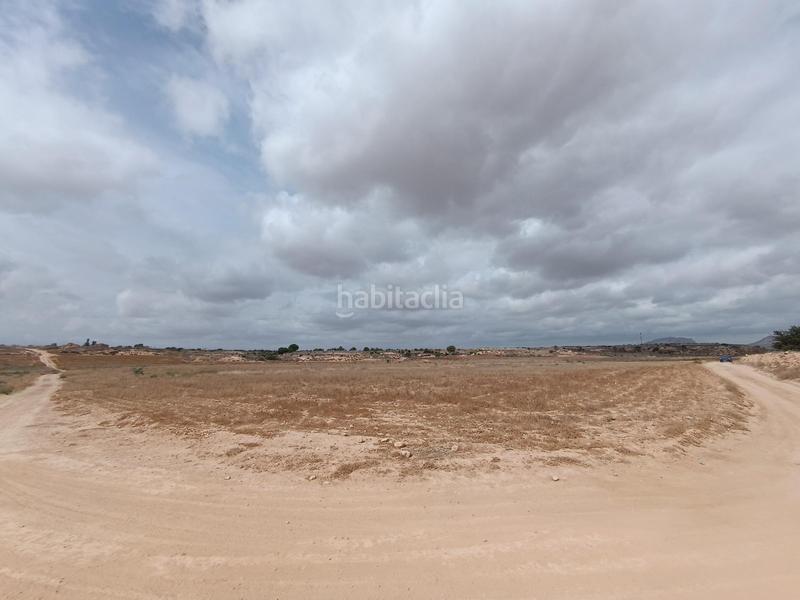 Foto bcd2e00a-94e3-4f11-88cc-e95c4985dc98. Residential plot in Sucina Murcia