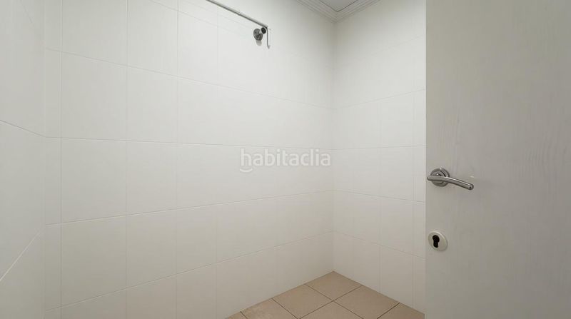 Foto ddd002bc-0f61-4a20-887b-bb0e0ebad586. Local comercial a Saladar Dénia