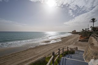 Flat  Calle carabela. Vivienda en planta baja en pilar de la horadada