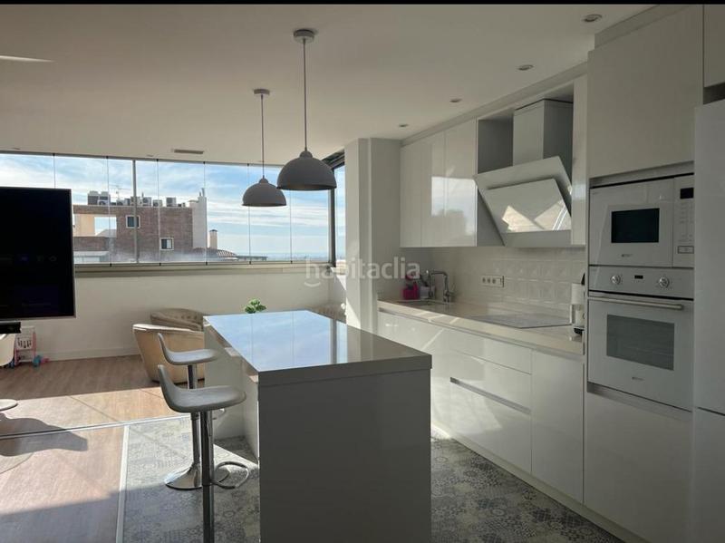 Foto a6dd10a0-ebc3-4966-a813-d85180e90308. Ático  con gran terraza y piscina en elche en Elche / Elx