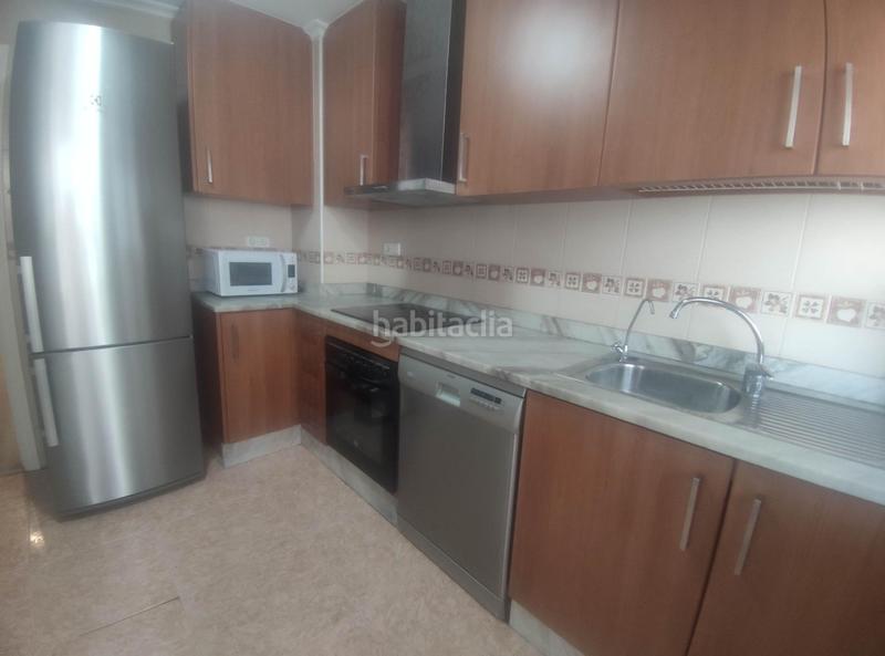 Foto 93d40bea-5c80-4858-add6-5d0eb10afaae. Rent flat in Sector V Elche / Elx