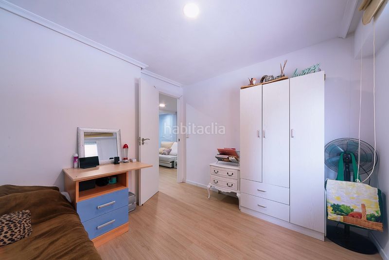 Foto d2660e2d-0def-43af-83de-f4861c1126a1. Pis a Reina Victoria - Miguel Hernández Elche / Elx