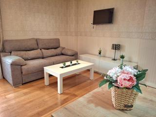 Lloguer Apartament  Calle  cándida jimeno gargallo, 5. Piso en alicante
