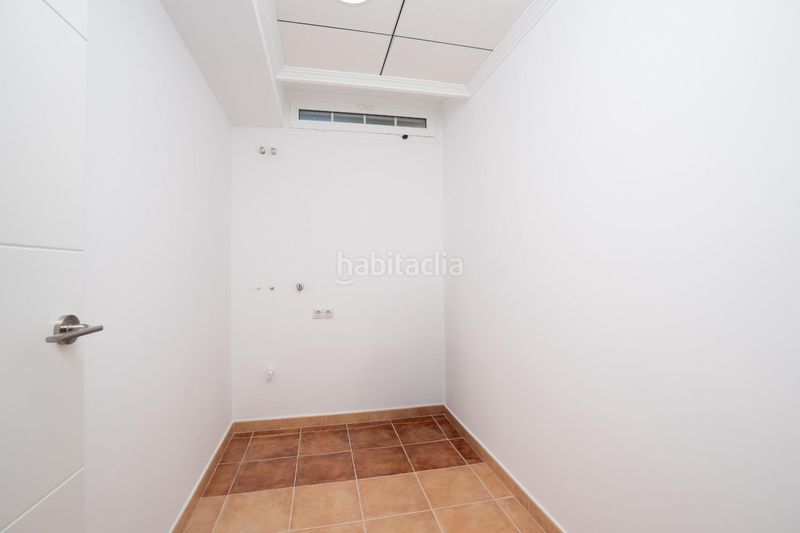 Foto 46e63b63-bf59-493c-8026-3897bd45d6b3. Xalet amb aparcament a Pueblo Acantilado-Lanuza Campello (el)