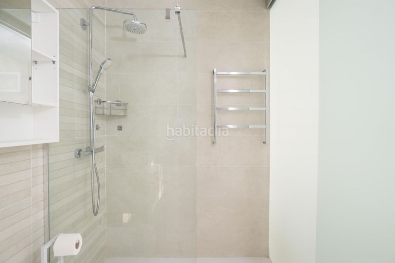 Foto fb69d9a9-01b1-4df1-b10e-6d54200e5ee1. Casa adossada amb calefacció aparcament piscina a Finestrat