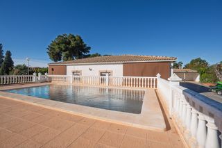 Chalet  Partida maitino. Chalet en maitino, elche